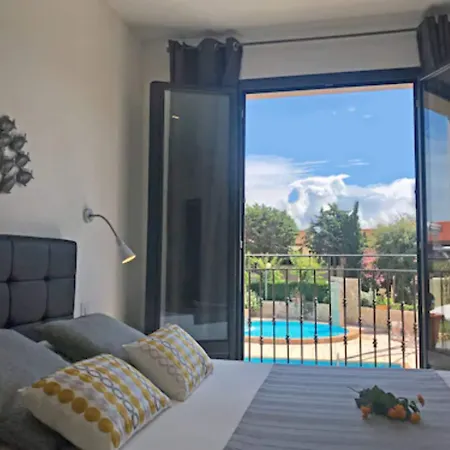 Et Benista Monticello