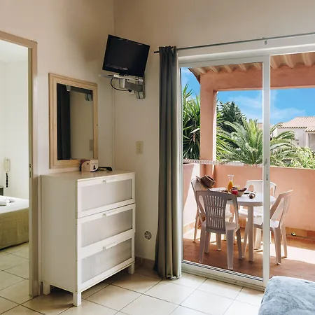 Holiday park Et Benista 3*