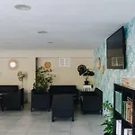 Et Benista 假日公园 3*